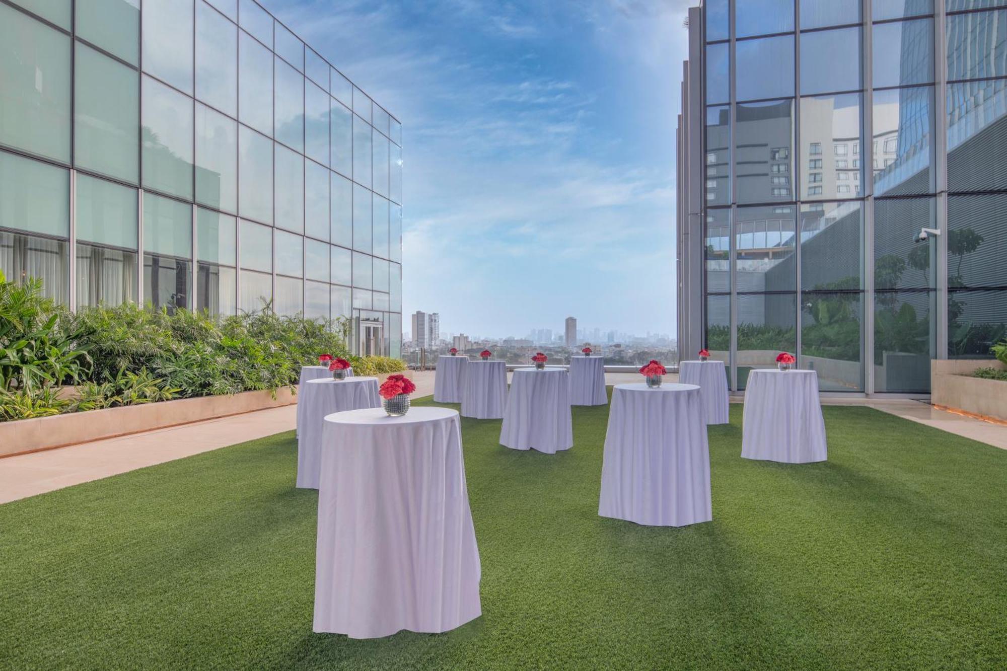 Solaire Resort North เกซอนซิตี้ ภายนอก รูปภาพ